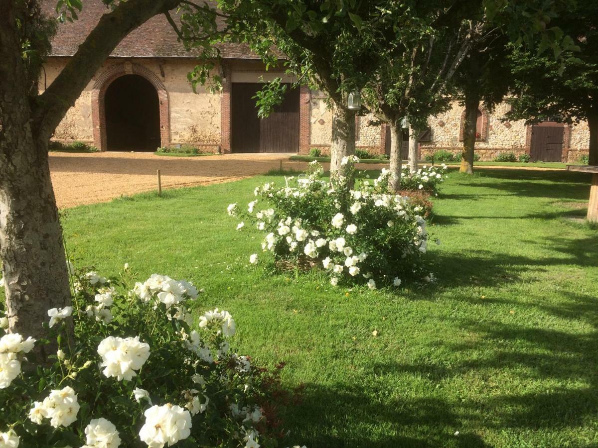 Bed and Breakfast La Ferme Au Colombier Neron Exterior foto