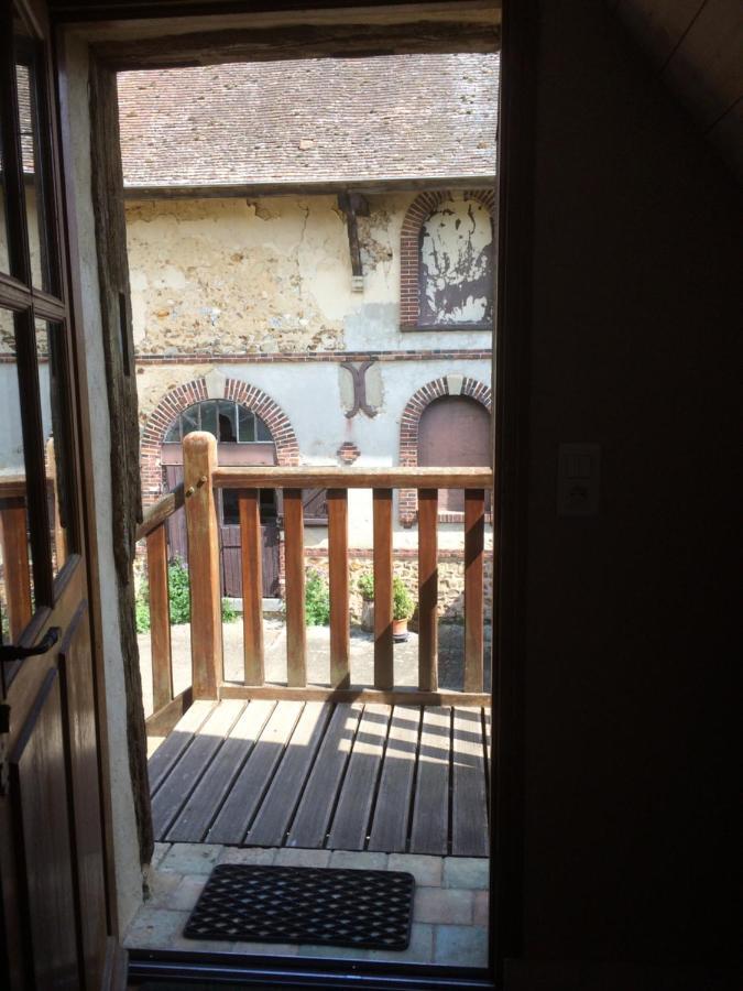 Bed and Breakfast La Ferme Au Colombier Neron Exterior foto